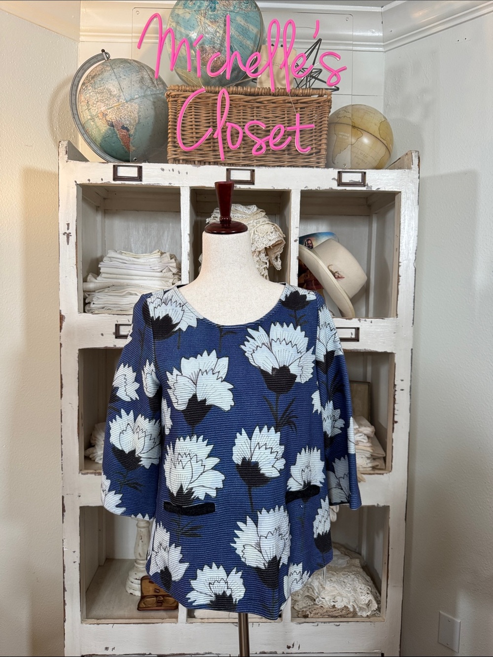 NWT Escola Brazilian Brand Blue Floral Scoop Neck Top